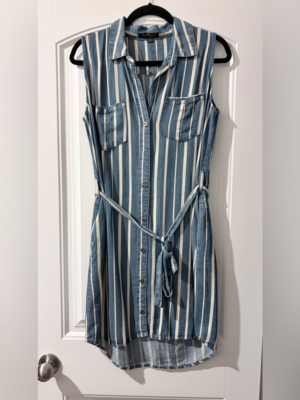 Velvet Heart Blue and White Striped Denim Dress | Size Medium